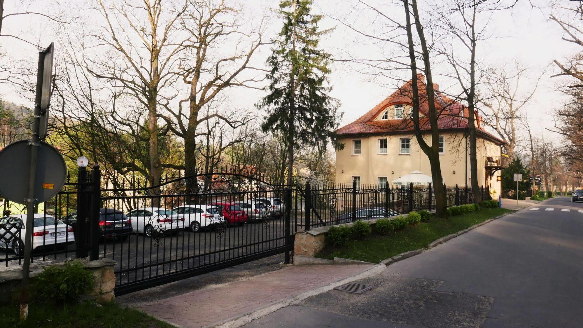 Rezydencja Grawert Boutique & Spa Lądek-Zdrój Exteriör bild